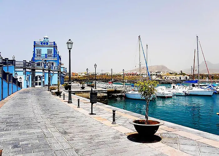 Chaparral Complex דירה